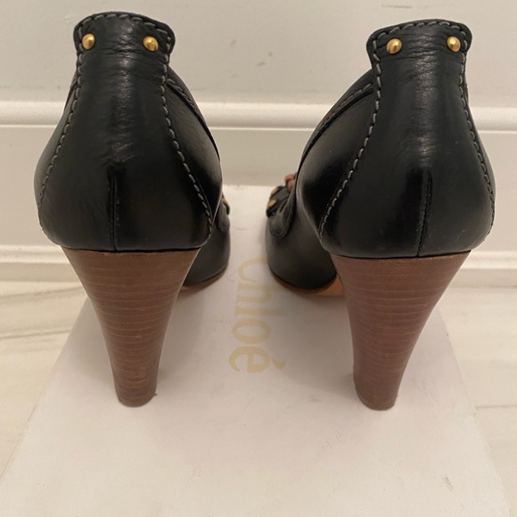 Chloe cross buckle black pumps size 6.5 EUC - Picture 3 of 3